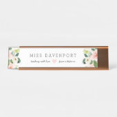Blush Pink Floral Distortion Lehrergeschenk Schreibtischnamensplakette (Vorderseite )