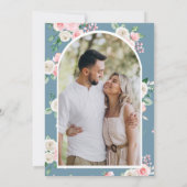 Blush Pink Floral Dusty Blue Foto Brautparty Einladung (Rückseite)