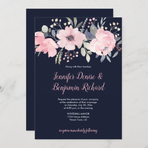 Blush Pink Floral Header auf Navy Hochzeit Einladung