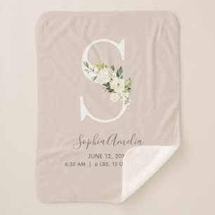 Blush Pink Floral Letter S Baby Script Geburtsstun Sherpadecke