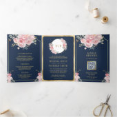 Blush Pink floral Navy Blau All in One Wedding Dreifach Gefaltete Einladung (Innenseite)