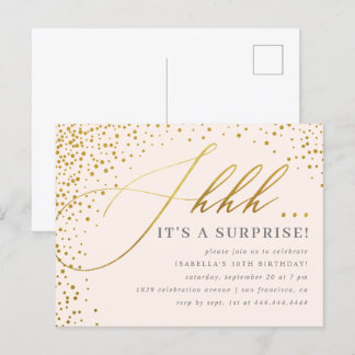 Blush Pink & Gold Confetti Script Überraschung Par Einladungspostkarte