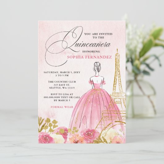 Blush Pink Gold Eiffel Tower Paris Quinceañera Einladung (Stehend Vorderseite)