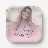 Blush Pink Gradient Personalisiertes Foto Geburtst Pappteller (Vorderseite)