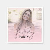 Blush Pink Gradient Personalisiertes Foto Geburtst Serviette (Vorderseite)