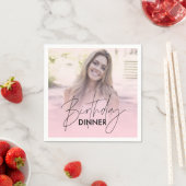 Blush Pink Gradient Photo Birthday Dinner Serviette (Beispiel)