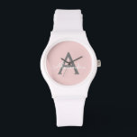 Blush Pink Grau Modernes Script Girly Monogram Nam Armbanduhr<br><div class="desc">Blush Pink und Gray Simple Script Monogram Name Watch. Dies macht den perfekten Abschluss,  Geburtstag,  Hochzeit,  Brautparty,  Jubiläum,  Babydusche oder Junggeselinnen-Abschied Geschenk für jemanden,  die Lieben glamourösen Luxus und schicke Stile.</div>
