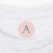 Blush Pink Grau Modernes Script Girly Monogram Nam Etiketten (Befestigt)