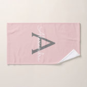 Blush Pink Grau Modernes Script Girly Monogram Nam Handtuch (Handtuch)
