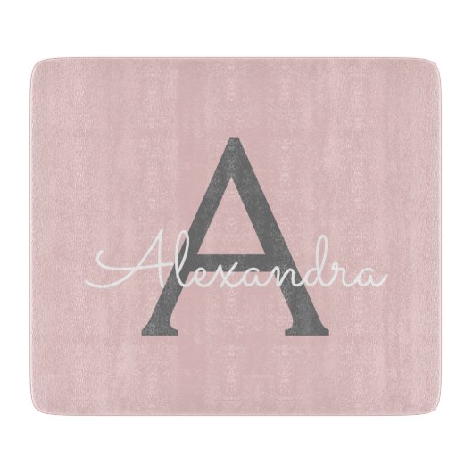Blush Pink Grau Modernes Script Girly Monogram Nam Schneidebrett (Vorderseite)