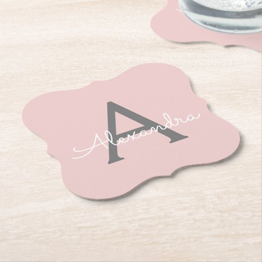 Blush Pink Grau Modernes Script Girly Monogram Nam Untersetzer (angewinkelt)