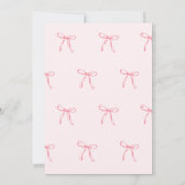 Blush Pink Little Bow Pastel Girl Baby Shower Einladung (Rückseite)