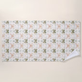 Blush Pink Mint Green Butterflies  Strandtuch (Vorderseite)