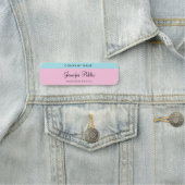 Blush Pink Minz Blue Handgeschriebene Skriptvorlag Namensschild (Beispiel)