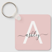 Blush Pink Modernes Script Name Girl Monogram Schlüsselanhänger (Vorderseite)