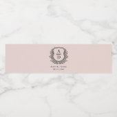 Blush Pink Monogram Wedelfloral Wappen Wasserflaschenetikett (Einzelnes Label)