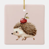 Blush Pink Red Cherry Adorable Hedgehog Keramikornament (Rückseite)