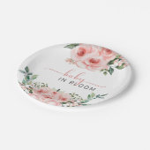 Blush Pink Rose Baby in Blütendusche Windelwindung Pappteller (Schrägansicht)