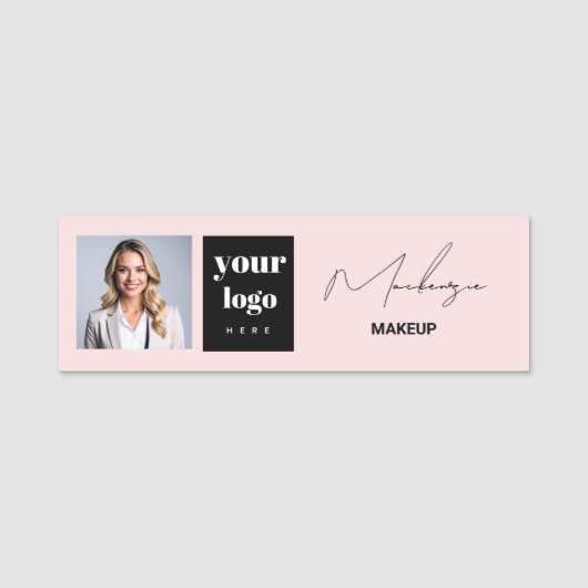 Blush Pink Script Logo Photo Makeup Namensschild (Vorderseite)