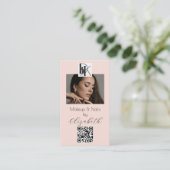 Blush Pink Script Logo QR Code Photo Makeup Visitenkarte (Stehend Vorderseite)