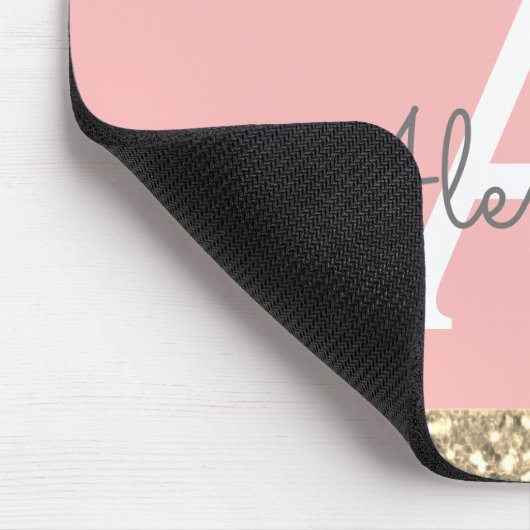 Blush Pink Sparkle Glitzer Monogram Name Mousepad (Ecke)