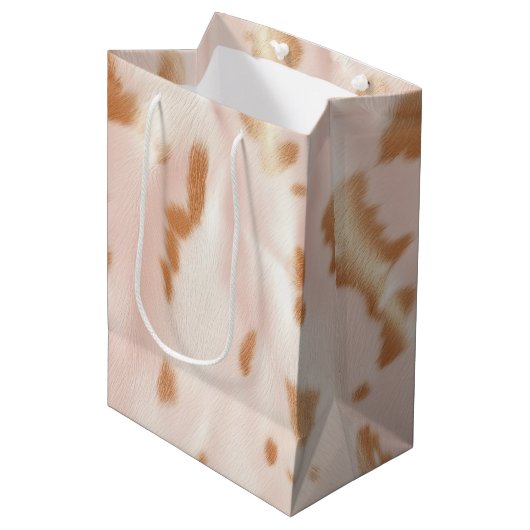 Blush Pink Tan Südwest Imitats Cowgirl Cowhide Mittlere Geschenktüte (Vorderseite Schrägansicht)