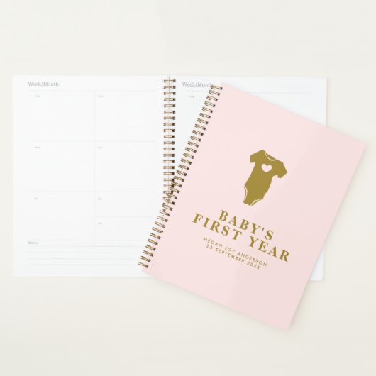 Blush Pink und Gold im ersten Jahr des Babys Planer (Anzeige)