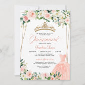 Blush Pink & White Floral Quinceñera Feier Einladung (Vorderseite)