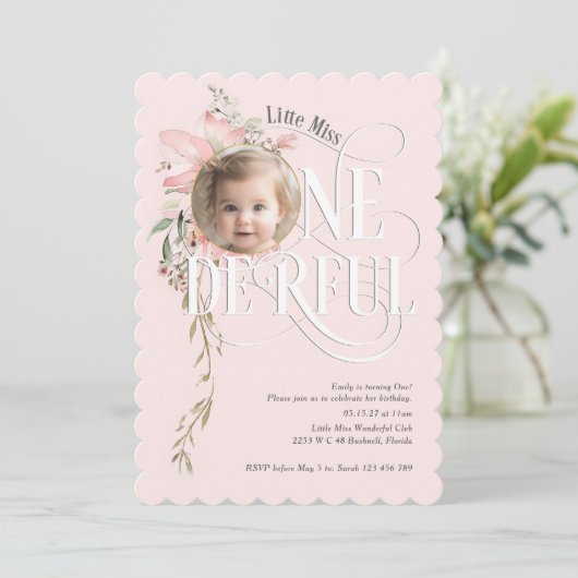 Blush Pink Wildblume Kleine Miss Onederful Foto Einladung (Stehend Vorderseite)