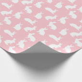Blush Pink With White Bunny Pattern Lovely Easter Geschenkpapier (Ecke)