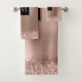 Blush Rose Gold Glitzer Metallic Monogramm Badhandtuch Set (Insitu)