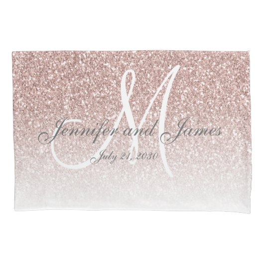 Blush Rose Gold Glitzer Monogram Newlyw Wedding Kissenbezug (Vorderseite)