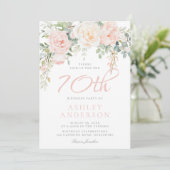 Blush & Sage Elegant Floral 70 Geburtstagsparty Einladung (Stehend Vorderseite)