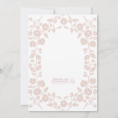 Blush Tan Simple White Folk Floral Brautparty Einladung (Rückseite)