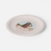 Blush Terracotta Personalisiertes Foto Grad Party Pappteller (Schrägansicht)