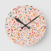 Blush Terrazzo Runde Wanduhr (Vorderseite)