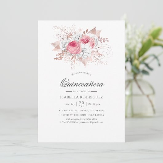 Blush und Rose Gold Floral und Spitzen Quinceañera Einladung (Stehend Vorderseite)
