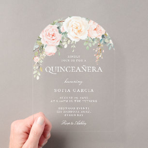 Blush und Sage Floral Quinceanera-Torbogen Acryleinladungen