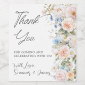 Blush White Blue Floral Brautparty Hochzeit Weinetikett (Einzelnes Label)