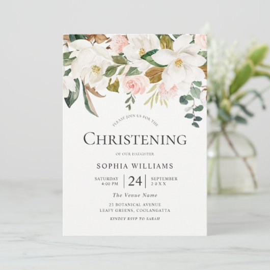 Blush & White Floral Schöne Christening Taufe Einladung (Stehend Vorderseite)