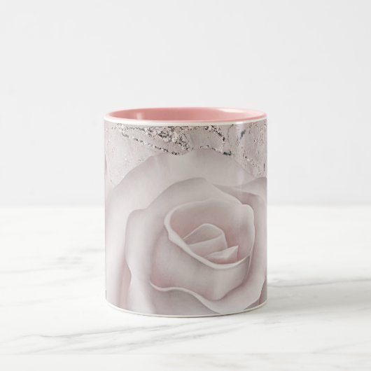 Blush White Rose Glam Modernes Shabby Chic aus Mar Zweifarbige Tasse (Mittel)