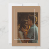 Blushing Liebe - Boho Brown & Gray Modern Einladung (Rückseite)