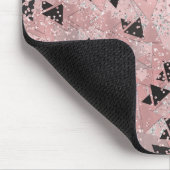 Blushing Rose Pink Gold & Black Triangle Muster Mousepad (Ecke)