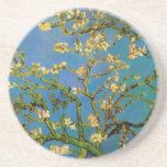 Blüte Almond Tree von Vincent van Gogh Getränkeuntersetzer<br><div class="desc">Das blühende Almond Tree (1890) von Van Gogh ist ein Vintager Post-Impressionismus feiner Kunst, florale Stillleben Malerei. Ein Ast aus einem Mandelbaum blüht in einem Frühjahrsgarten mit dem blauen Himmel im Hintergrund. Schöne blühende weiße Blume. Über den Künstler: Vincent Willem van Gogh (1853-1890) war ein postimpressionistischer Maler, dessen Werk besonders...</div>