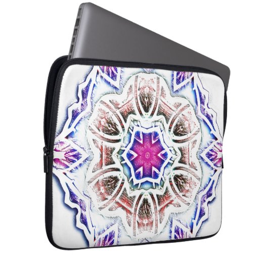 Blüte in Gipsstruktur, weicher Schatten auf Weiß Laptopschutzhülle (Vorne Rechts)