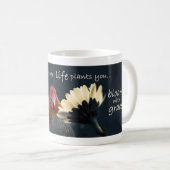 Blüte mit der Anmut-Tasse Kaffeetasse (VorderseiteRechts)