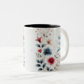 Blüte mit grauem Blumenmuster Kaffeemaschine Tasse (VorderseiteRechts)