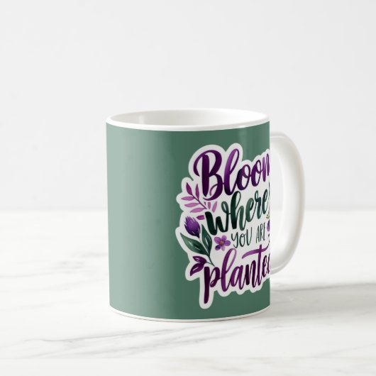 Blüte, wo man Tasse pflanzt (VorderseiteRechts)