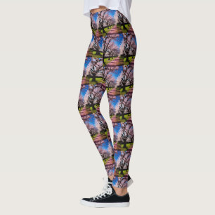 "Blüten im Blut: Kirschbaumreihen im Frühling Leggings