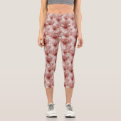 Blüten im Scarlet Veil Capri Leggings (Vorderseite)